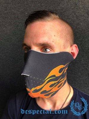 Masker Half Face 'Flames'