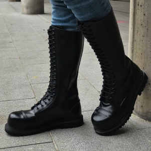 Knightsbridge Boots '20-hole'