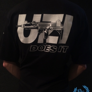 Gangland T-shirt 'Uzi Does It'