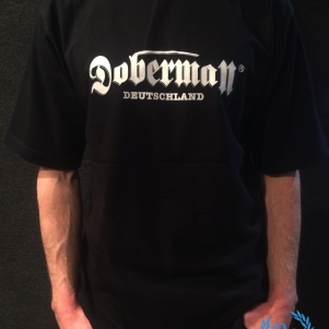Doberman T-shirt 'Tribal'