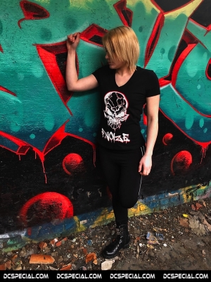 F. Noize Dames V-neck T-shirt 'Graffitti'