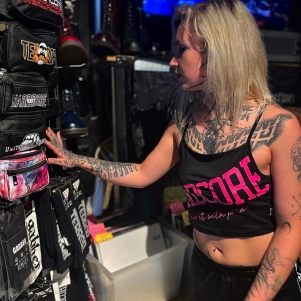100% Hardcore Ladies Top 'Tilted Essential Black/Pink'