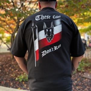 Doberman T-shirt 'These Colours Don't Run'