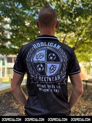 Hooligan Voetbalshirt 'No One Likes Us'