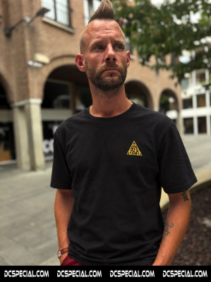 Triple Six Records T-shirt 'Essential Gold'